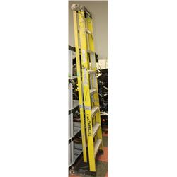 8' ALUMINUM AND FIBREGLASS LADDER