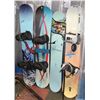 Image 1 : GROUP OF 4 ASSORTED PAWN SHOP SNOWBOARDS-3 WITH