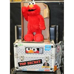TENTH ANNIVERSARY TICKLE ME ELMO