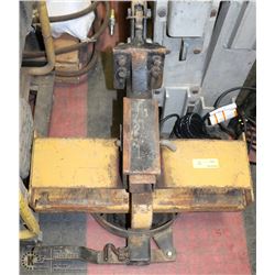 HEAVY DUTY HITCH ATTACHMENT