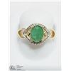 Image 1 : 23) STERLING SILVER GOLD-PLATED EMERALD RING