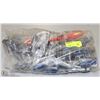 Image 1 : BAG OF MASTERCRAFT SCREWDRIVERS AND TOOLS