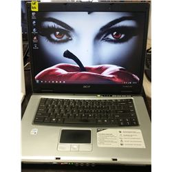 ACER LAPTOP W/ WIN 7/ MS OFFICE