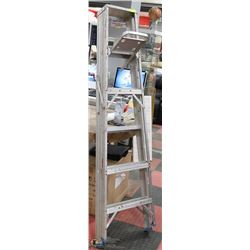 6FT ALUMINUM STEP LADDER.