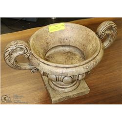 LARGE 2 HANDLE CENTERPIECE FRUIT BOWL GOLD  TONE