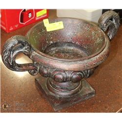 LARGE 2 HANDLE CENTERPIECE FRUIT BOWL RED TONE