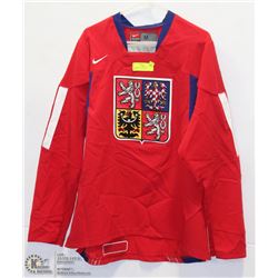 SIZE MEDIUM CZECH REPUBLIC JERSEY