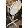 Image 1 : HOLMES STAND UP FAN 38" TALL