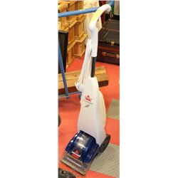 BISSELL QUICK STEAMER MACHINE