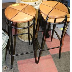 SET OF 2 BAR STOOLS 29' HIGH