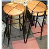 Image 1 : SET OF 2 BAR STOOLS 29' HIGH