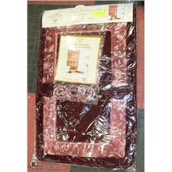 4 PIECE BATHROOM SET