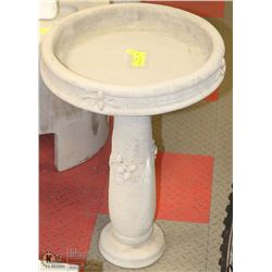 CONCRETE ACORN 2 PIECE BIRDBATH 16"X23"