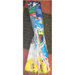 LOT OF 8 KITES