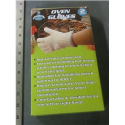 1 New Pair Oven Gloves / a must have for BBQ or Camping