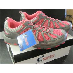 New Women's Water Runners / size 9 / Excellent for lakes rivers anywhere