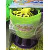 Image 3 : Lot of 3 kids water fun /Water Blaster and Wigglin Waterpillar / Gazzilion Bubbles