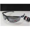 Image 1 : New Foster Grant Iron Man Sunglasses / 100 % protection