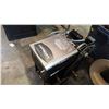 Image 2 : CHAMBERLAIN LIFT MASTER GARAGE DOOR MOTOR