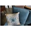 Image 8 : NEW COMFORTLAND MODERN 3 PIECE SOFA SET, WITH ACCENT CHAIR, GEL AND FEATHER DOWN REMOVABLE CUSHIONS 
