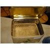 Image 2 : BREAD BOX WITH PYREX