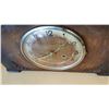 Image 2 : VINTAGE PERIVALE MANTLE CLOCK WITH KEY AND PENDULUM