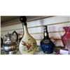 Image 1 : TWO DECANTERS