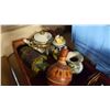 Image 2 : TWO TRAYS RED GLASS AND POTTERY
