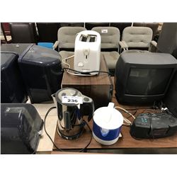 MICROWAVE, TOASTER AND 2 KETTLES