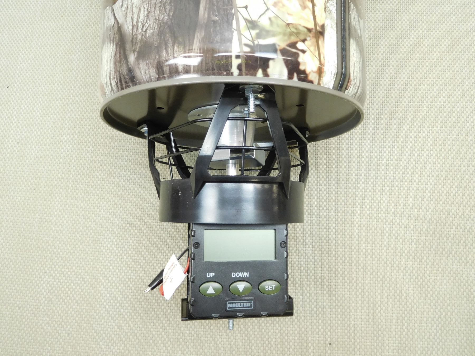 Moultrie Pro Hunter Hanging Deer Feeder