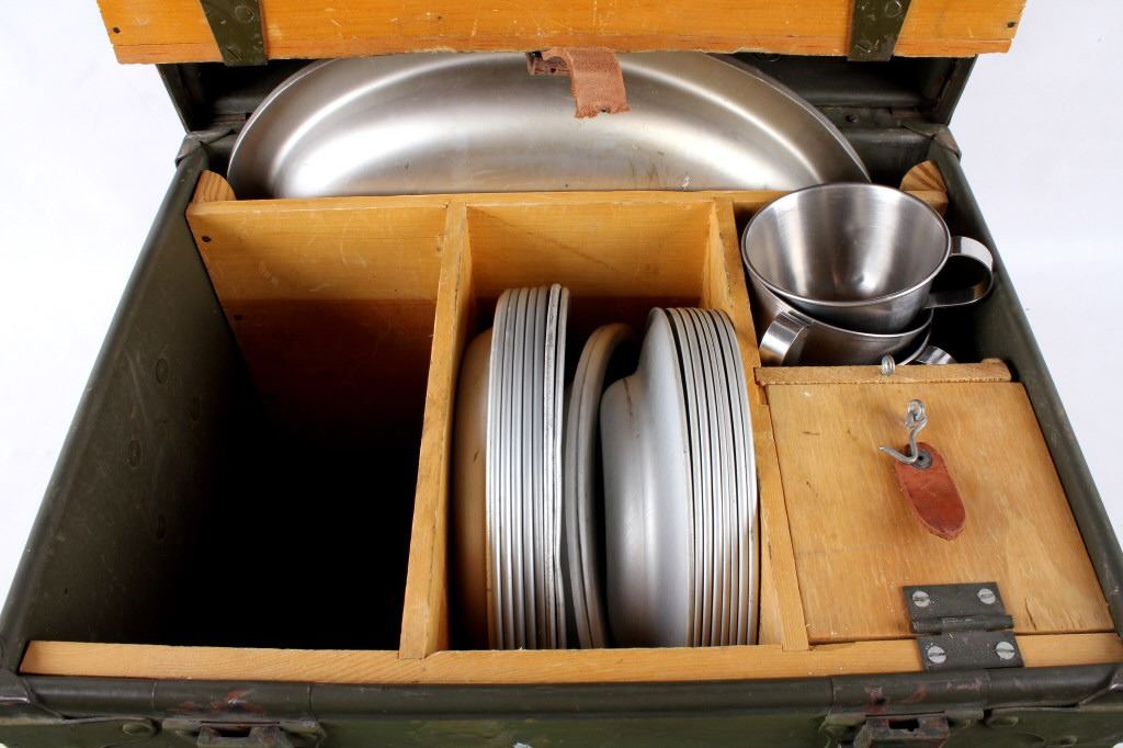 U.S. Military Officers' Mess Kit (Army Green)