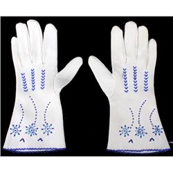 Northern Plains Indian Tanned Gauntlet Gloves