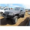 Image 2 : 2004 JEEP CHEROKEE (SALVAGE) 1J4GW48S04C191654