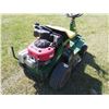 Image 4 : John Deere R92 Riding Lawn Mower, 10 1/2 HP, Running