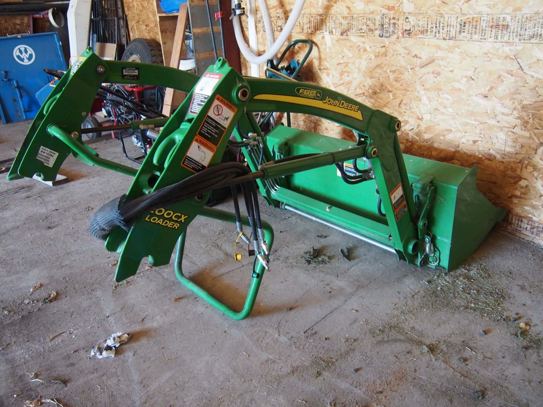 John Deere 200cx Loader Bodnarus Auctioneering