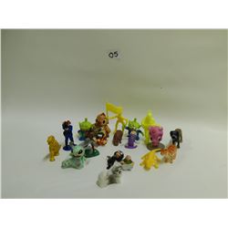 BAG OF MISC TOY FIGURES