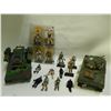 Image 1 : 2 ARMY TANKS AND 13 G.I.JOE ARMY MEN