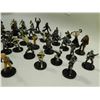 Image 3 : 44 M INIATURE STARWAR GAME PIECES