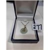 Image 1 : 10K GOLD 18IN CHAIN/ROUND JADE PENDANT