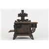 Image 7 : Cast Iron Miniature Queen Stove