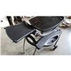 Image 2 : WEBER BBQ AND STAND