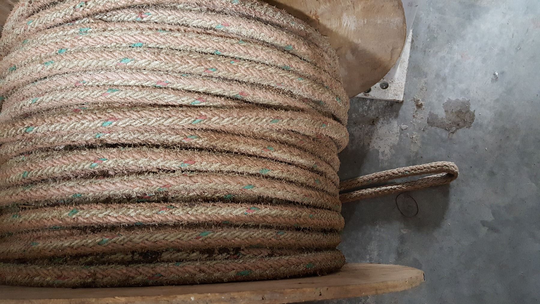 Big Rope Spool LARGE SPOOL OF 300FT HYDRO ROPE