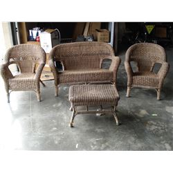 WICKER 4 PIECE PATIO SET