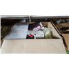 Image 1 : WHITE SUPERLOCK SERGER