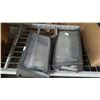 Image 1 : 2 COMMERCIAL LIGHT FIXTURES