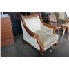 Image 2 : WOOD FRAMED OVERSIZED CHAIR