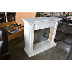 WHITE FIREPLACE MANTLE