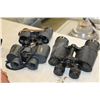 Image 2 : 3 BINOCULARS W/ CASES