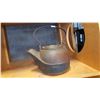 Image 2 : CAST IRON TEAPOT