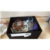 Image 1 : BOX OF JEWELERY